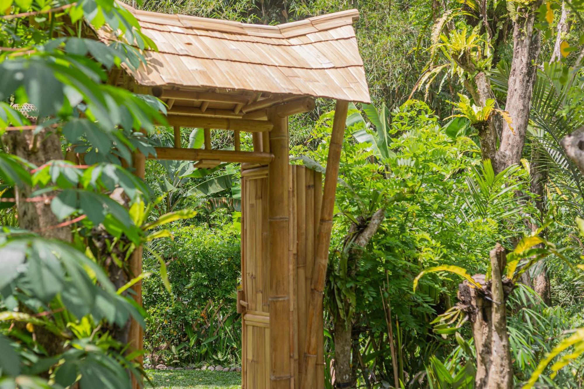 Вілла Arcada Bali Bamboo House Сідемен Екстер'єр фото